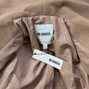 BB Dakota Women's Classic Tan Trench Coat